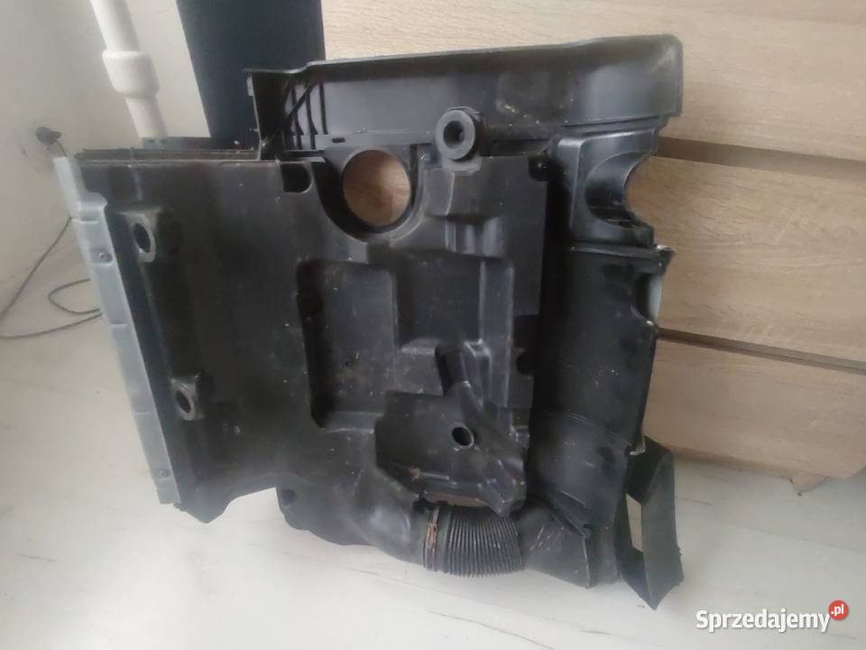 Osłona Silnika VW Jetta 20FSI Turbo kompletna Lubin