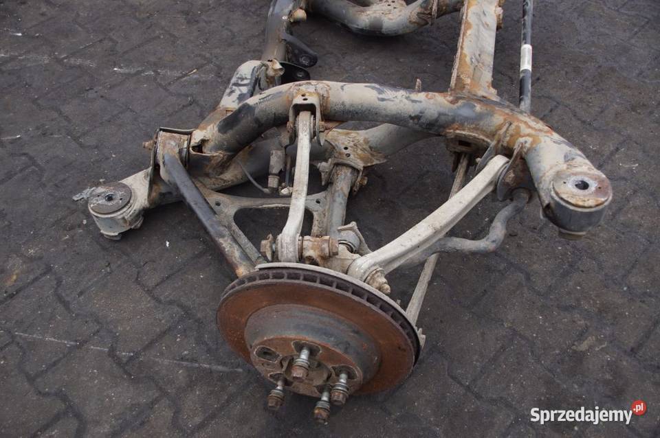 BELKA SANKI TYŁ PORSCHE CAYENNE I LIFT osobowe Pozostałe Lipno