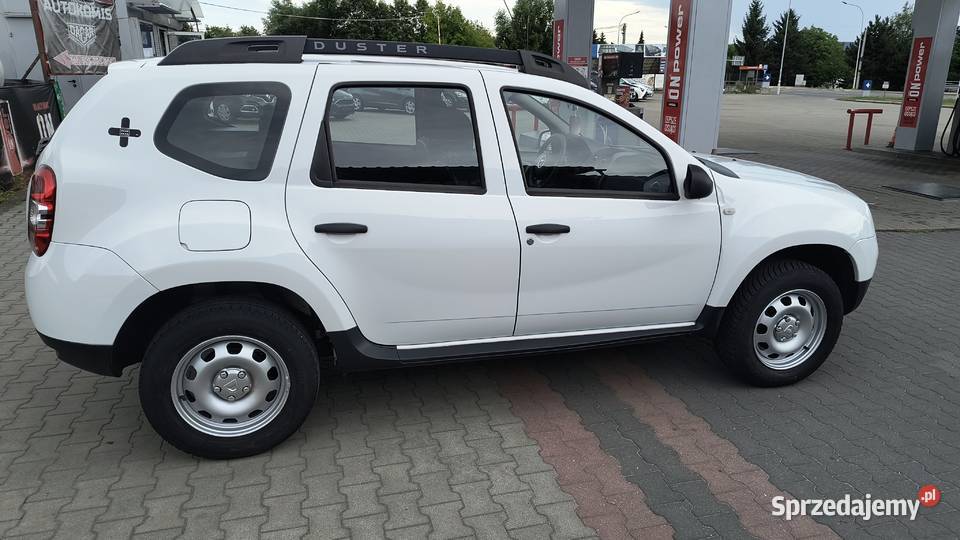 Dacia Daster 16 benzyna Rok produkcji 2016 Głogów Małopolski sprzedam