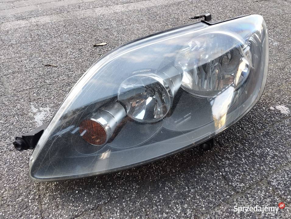Lampa Vw Golf Plus lewy przód 5M1941005B czarny