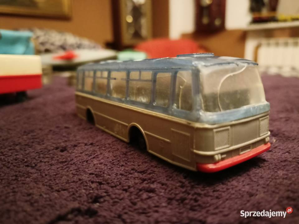 Zabawka PRL Autobus