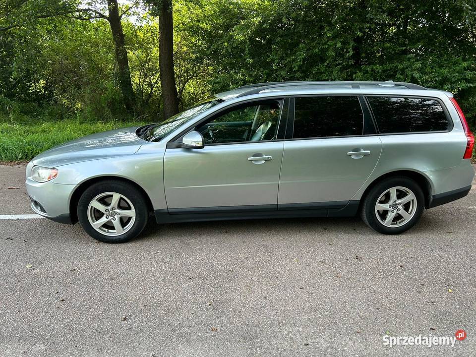 Komfortowe Volvo V70 P3 20 136 z 2009r 6biegowa Elbląg