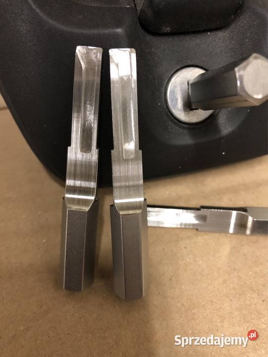 Awaryjne otwieranie aut Fiat Łama Lamak