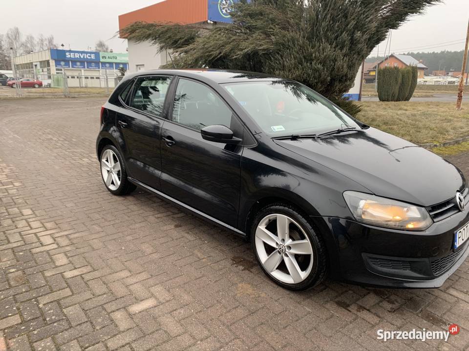 Vw Polo VI 2013r 12 Tdi 117 czarny Ostrzeszów