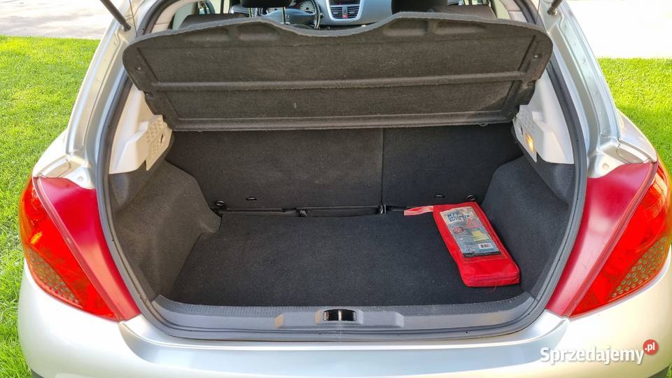 Peugeot 207 srebrny podkarpackie Warzyce