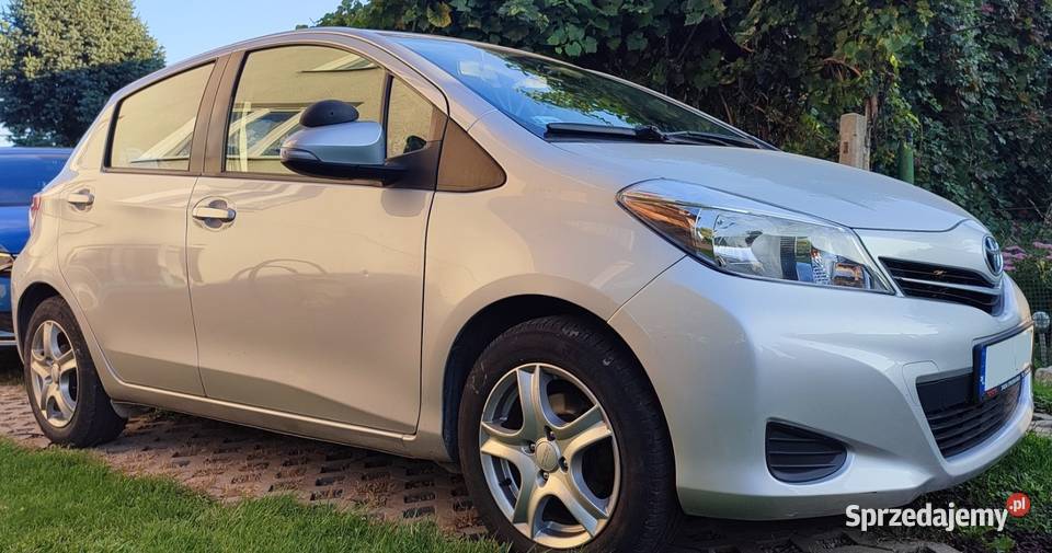 TOYOTA YARIS 13 Benzyna 99 benzyna podkarpackie Stalowa Wola