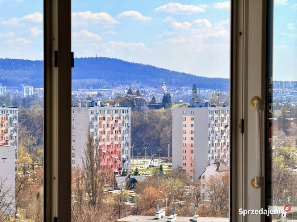 Jasne mieszkanie z loggią i szeroką panoramą Sprzedaż świętokrzyskie Kielce
