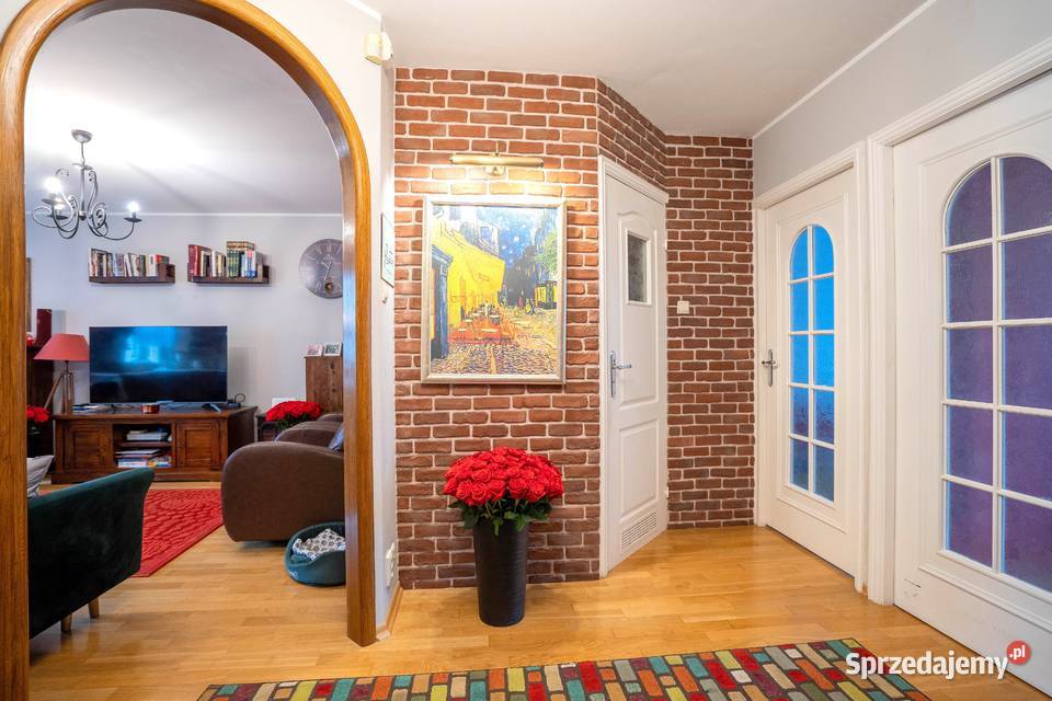 Zamieszkaj na KRĘTEJ I piętro 4 pokoje garaż Białystok sprzedam