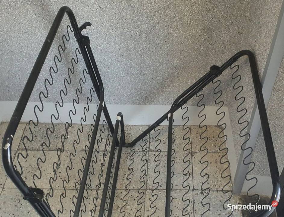 Łóżko polowe turystyczne na sprężynach składane