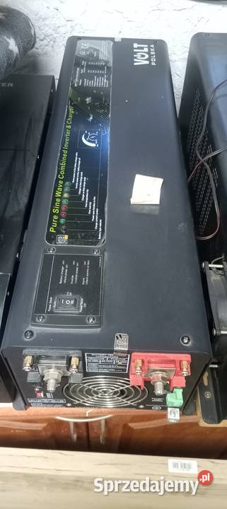 Potężny zasilacz awaryjny UPS firmy Volt Reda