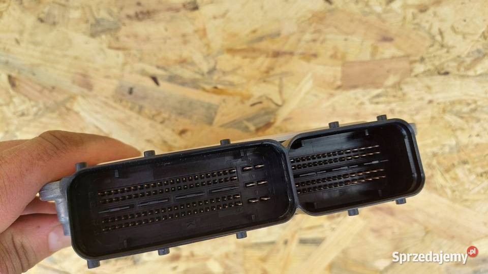 STEROWNIK SILNIKA KOMPUTER VOLKSWAGEN GOLF 14 osobowe Gliwice