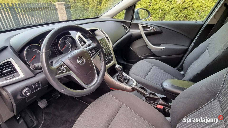 Opel Astra 14 Turbo Grzane Fotele Klima autoalarm Płońsk