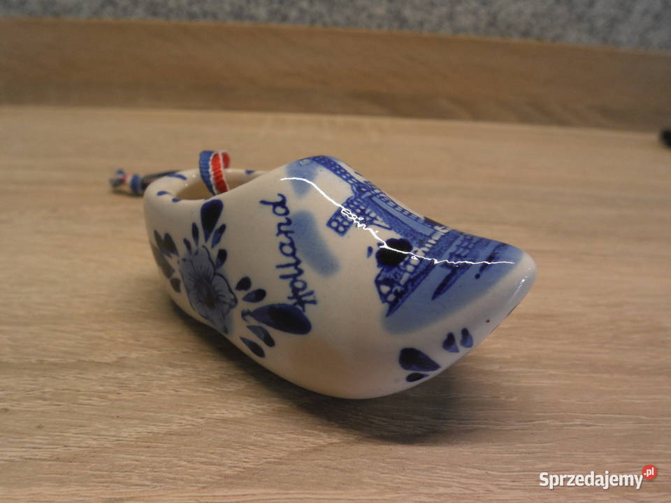 Figurka butbucik DELFT Porcelana i szkło wielkopolskie Raszków