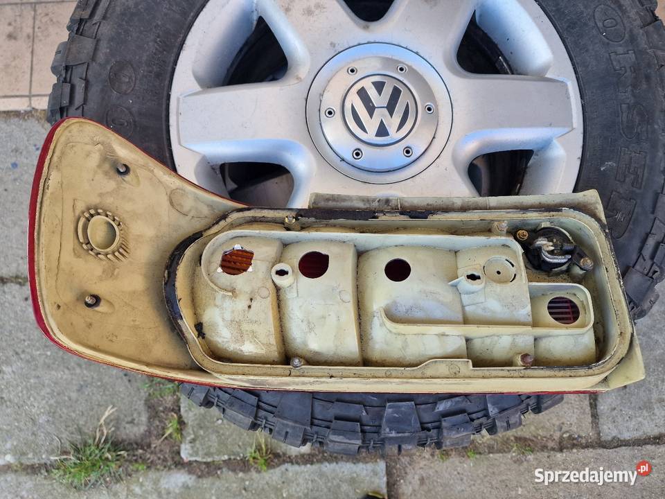 Lampa prawy tył audi 80 b4 coupe Prusice