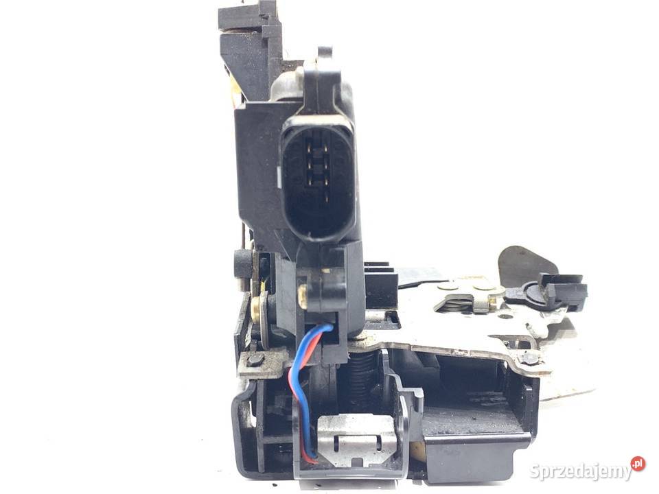 ZAMEK DRZWI LEWY TYŁ AUDI A4 B6 Hatchback sprzedam