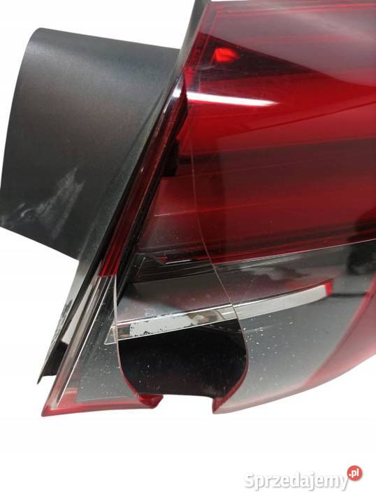 LAMPA TYŁ PRAWA HB EUROPA USZKODZONA 39125832 Lampy tylne