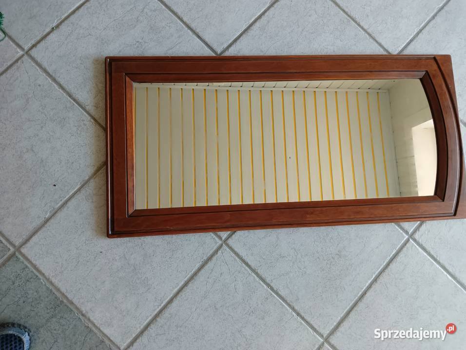 Lustra do przedpokoju na działkę Kalisz