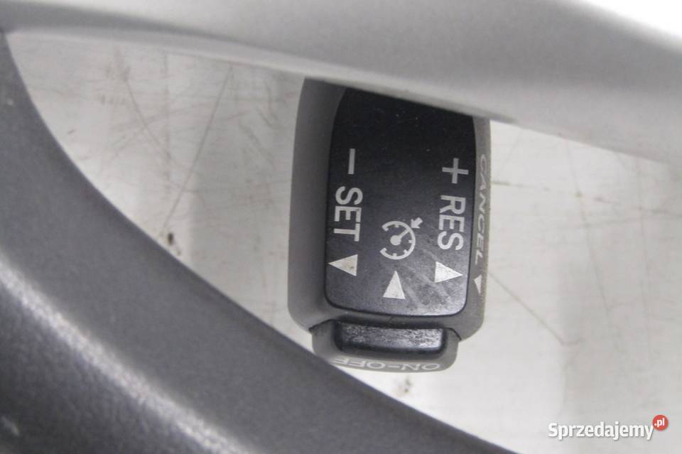 KIEROWNICA MULTIFUNKCJA TOYOTA PRIUS III LIFT lubelskie