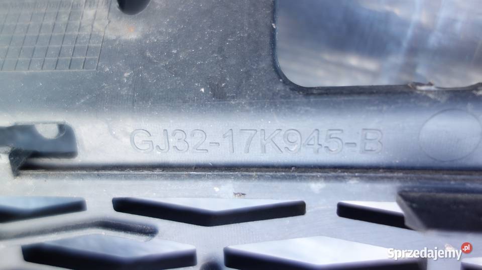PRZÓD KRATKA ZDERZAKA RANGE ROVER EVOQUE LIFT osobowe śląskie Ruda Śląska