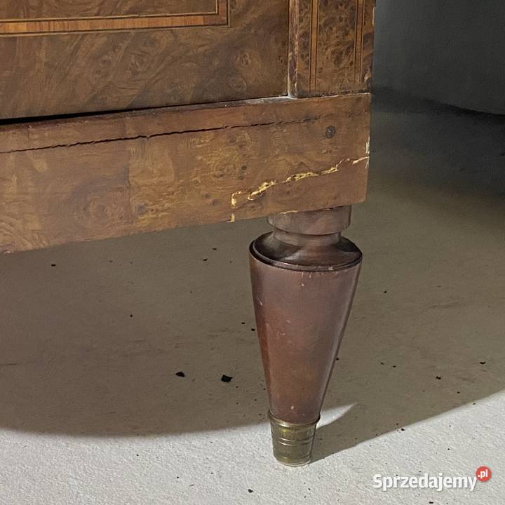 Antyczny kredens salonowy z nadstawką XIXXX w