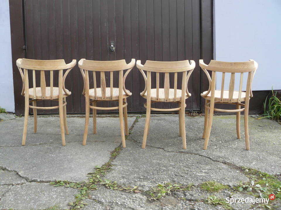 Stare krzesła z podłokietnikami