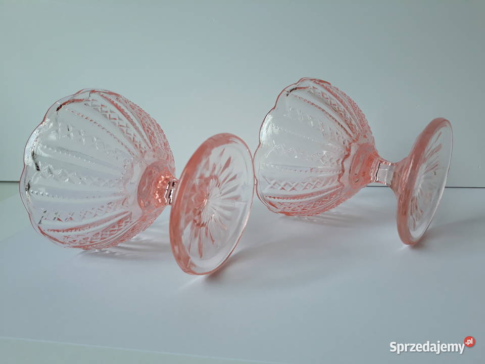 Różowy pucharek Iksy Ząbkowice kolorowe szkło Porcelana i szkło śląskie Dąbrowa Górnicza sprzedam