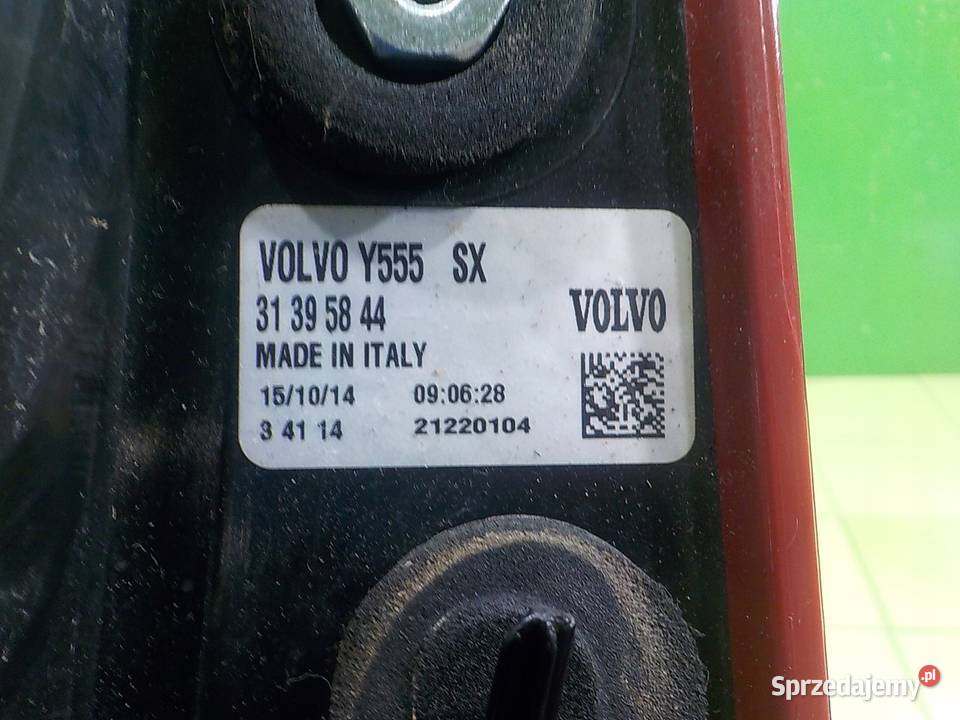 VOLVO V40 II 16D2 14r HB 5D lampa lewa tyl osobowe Lampy tylne Suków sprzedam