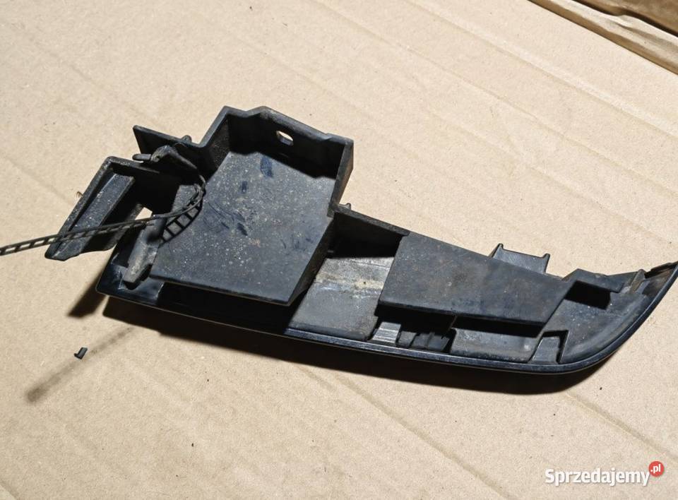 Listwa lampy ślizg zderzaka lewy tył BMW E46 Żory
