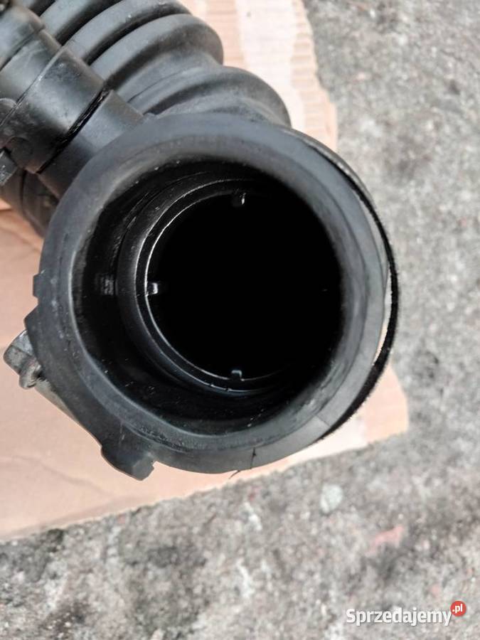 Sptzedam dolot rure powietrza hyundai i40 17 Mosina