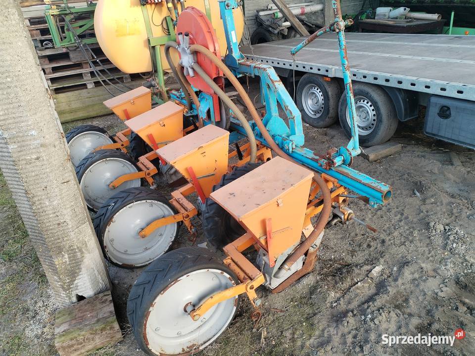 Siewnik do kukurydzy 4urzędowy świętokrzyskie Przyłęk sprzedam