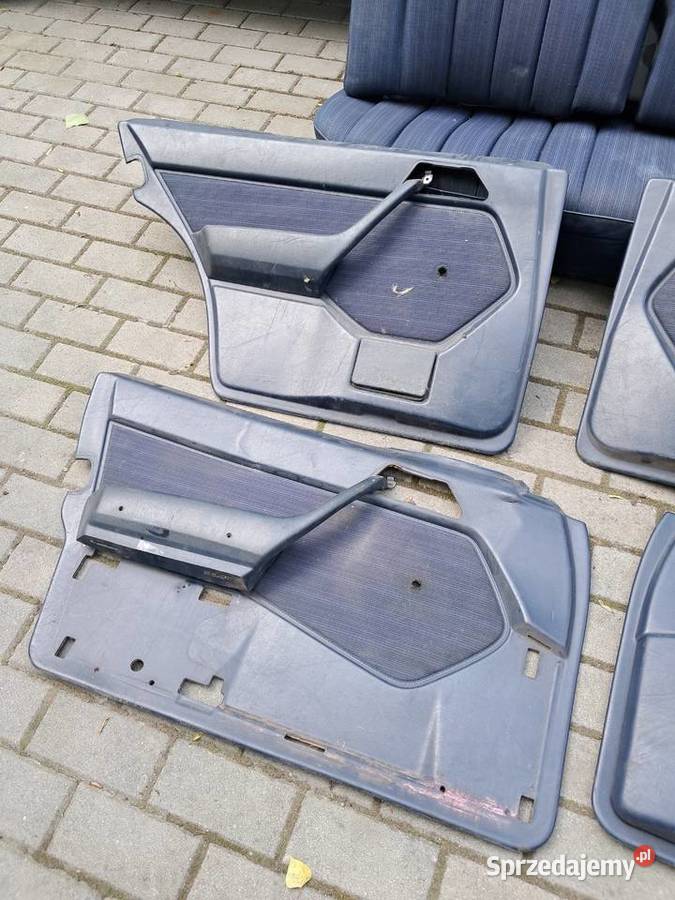 Fotele do mercedesa 124