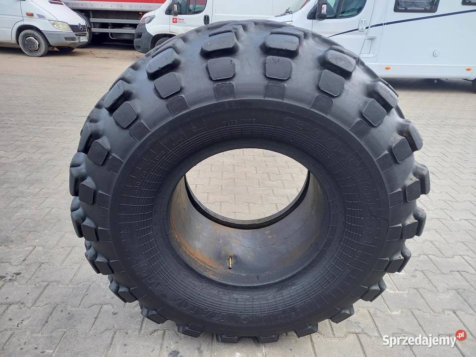 Opona używana rolnicza 1300x530x533 5307021 KAMA