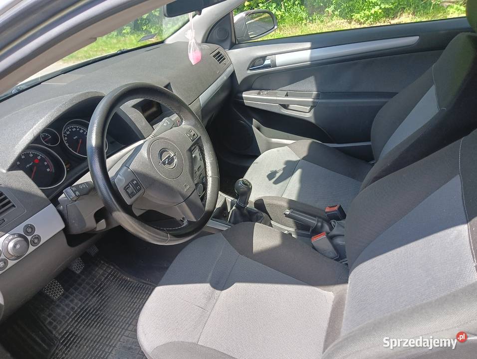 Opel Astra H GTC