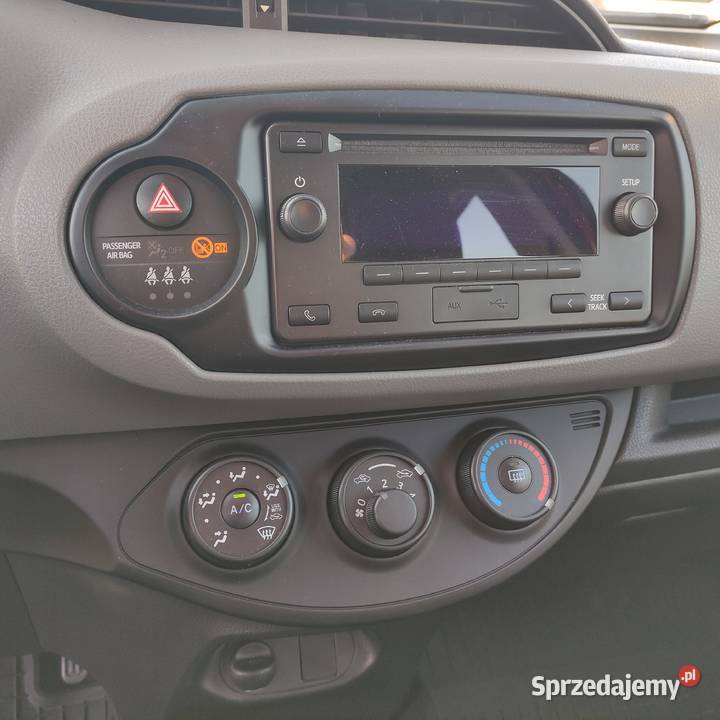 Toyota Yaris 10 Active Salon Polska garażowany