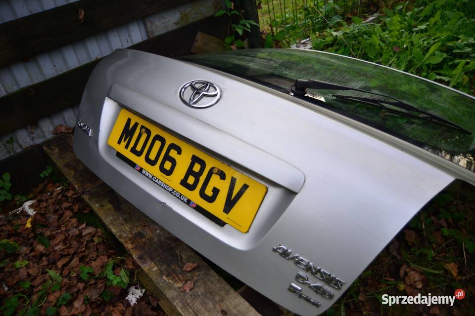 klapa tył tylna bagażnika avensis t25 liftback z