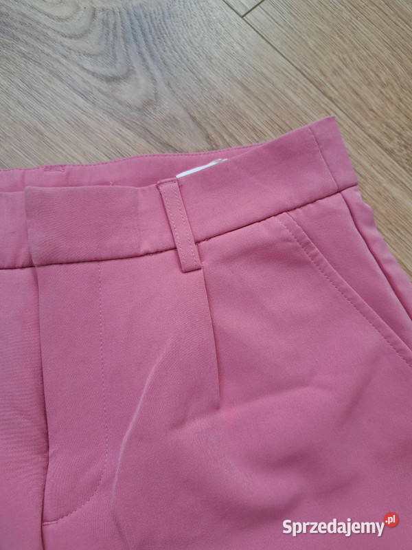Różowe szorty damskie Sinsay XS Trąbki Wielkie sprzedam