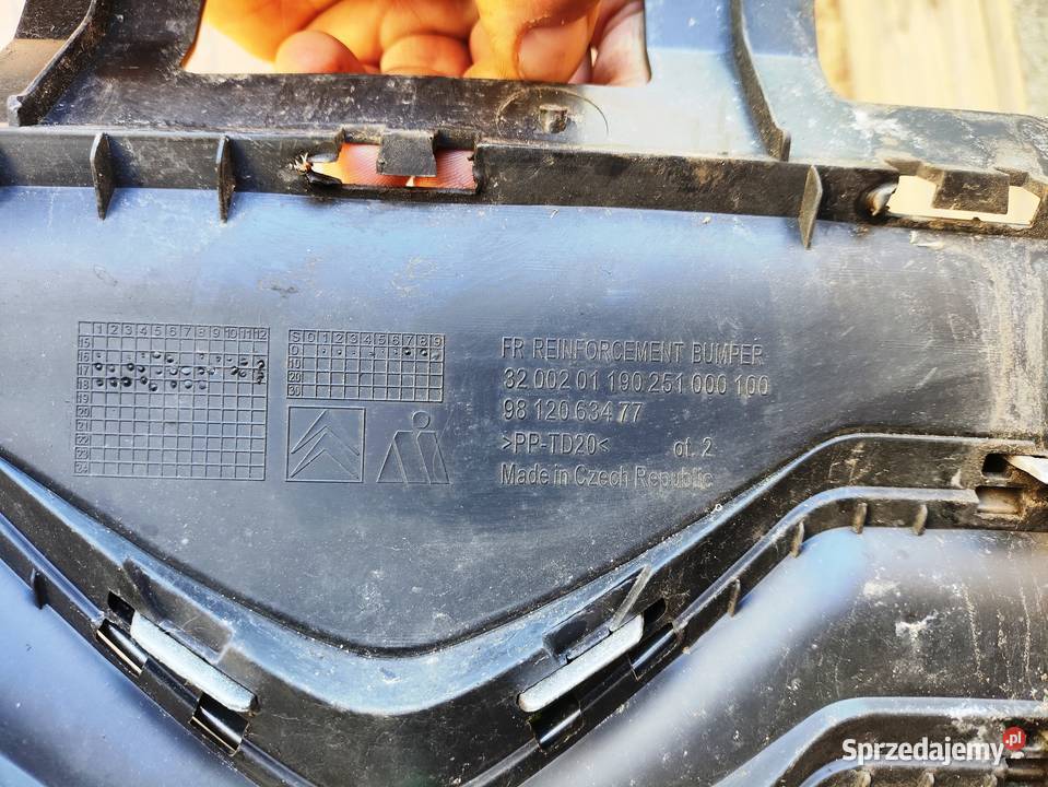 Grill atrapa Citroen C3 III 9812063477 EUROPA Niegowonice