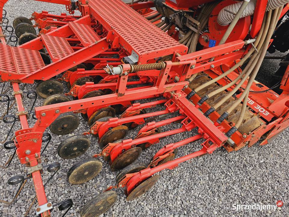 Siewnik KUHN VENTA LC302 Talerzowy z rolką Brona Gąsewo
