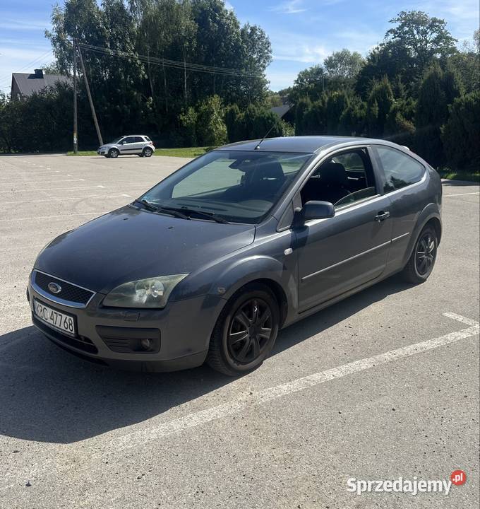 Ford focus 16 benzyna 2005r