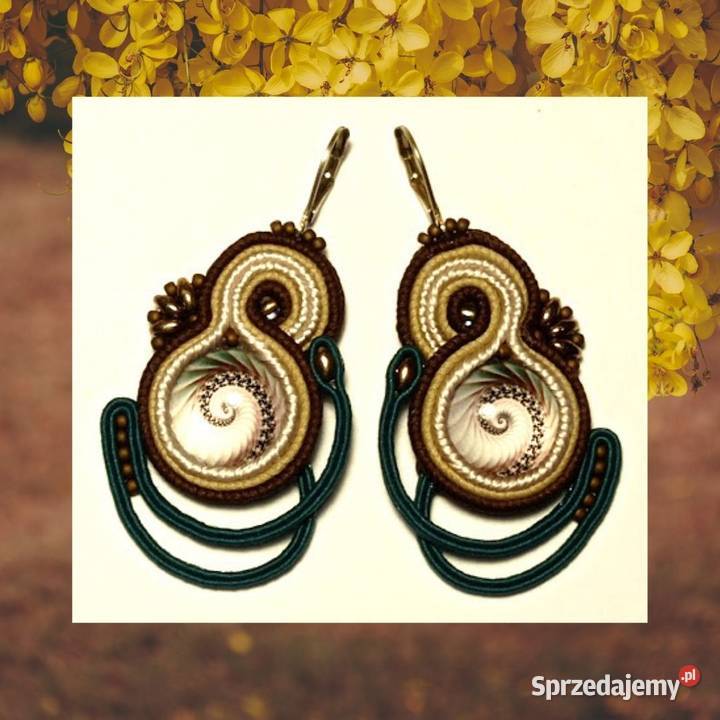 ZAWINIĘTE KOLCZYKI beżowe SUTASZ