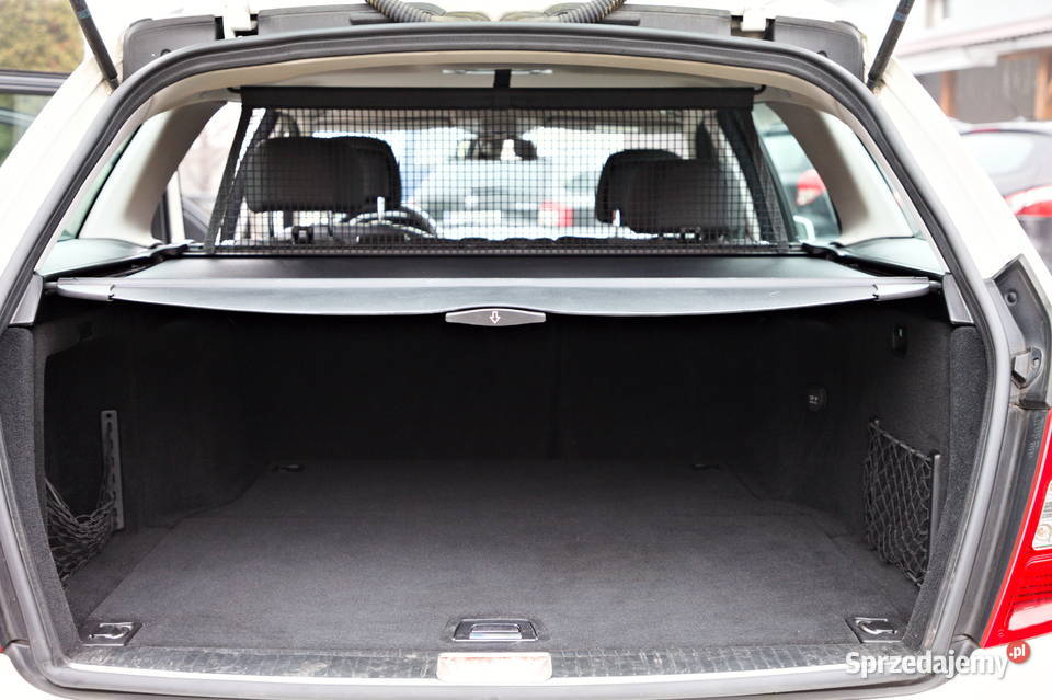 Mercedes W204 18GCI 2011r Rok produkcji 2011 lubuskie Jasień