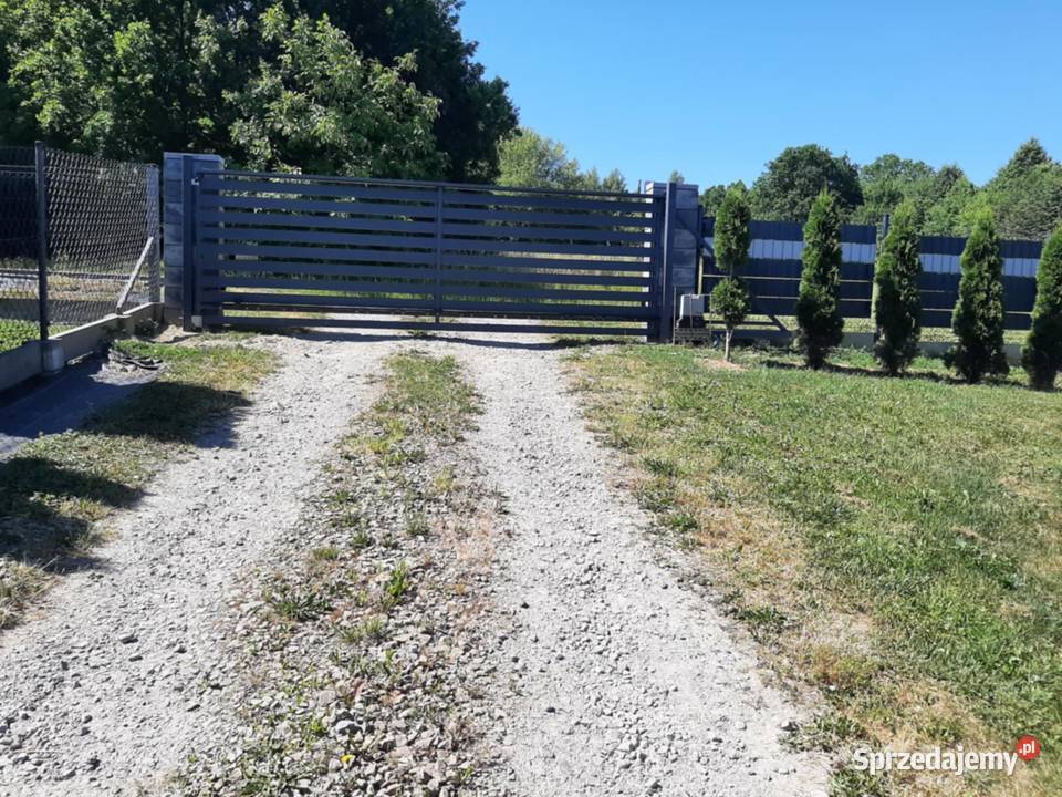 Brama przesuwna dwuskrzydlowa Haczów