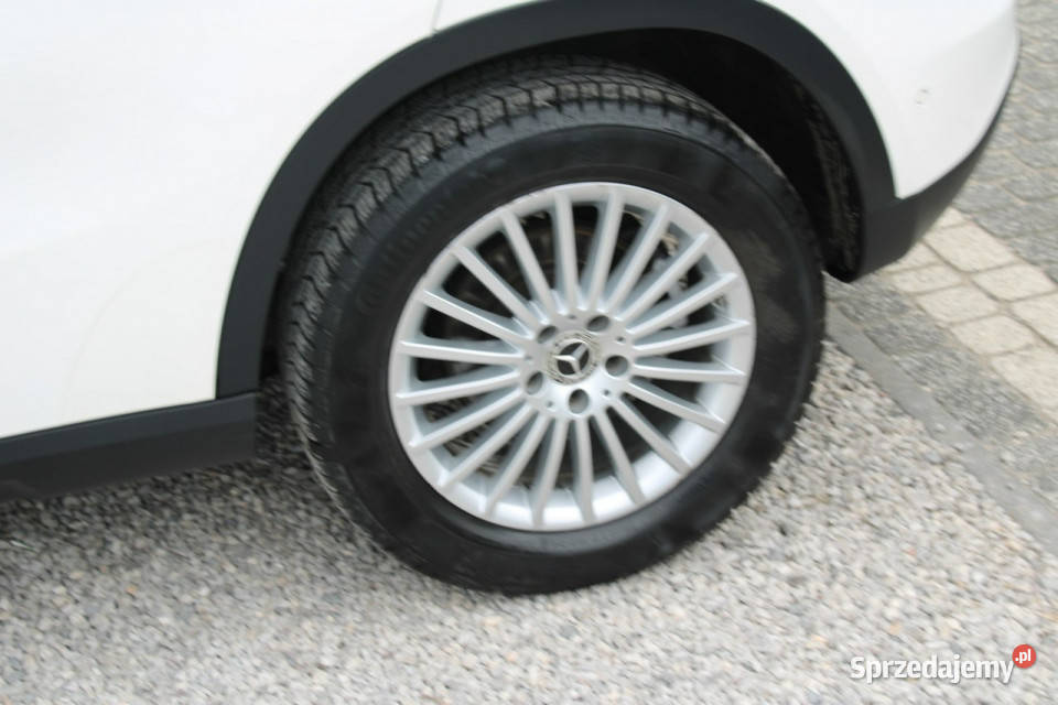 Mercedes GLA 180 Fvat Gwarancja Salon Polska biały Warszawa