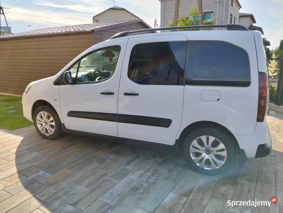 Citroen Berlingo 16hdi 2015r nieuszkodzony podlaskie Białystok