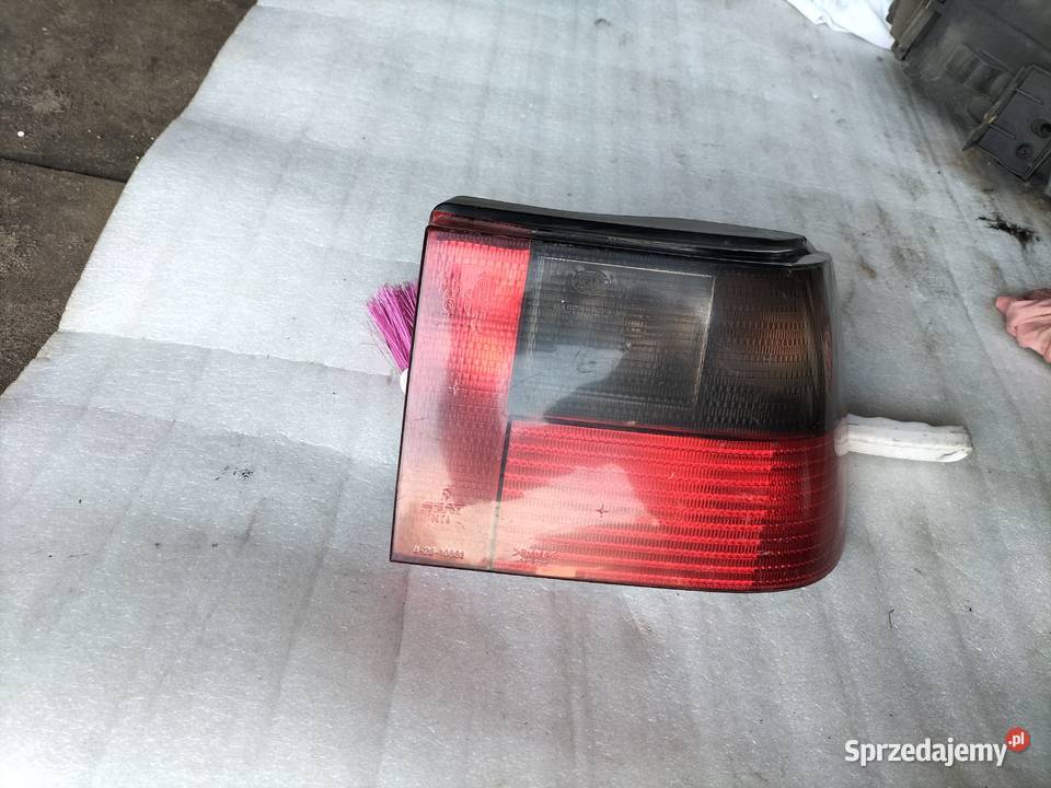 Seat Ibiza Lampa Tylna Ty Prawa A Kamie Kolonia Sprzedajemy Pl