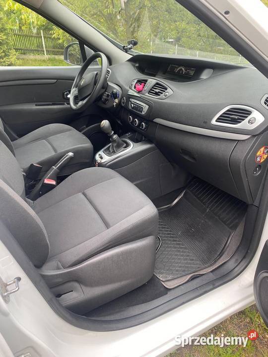 Renault Scenic II 15 dci Zadbany dużym serwisie światła przeciwmgielne śląskie Jastrzębie-Zdrój