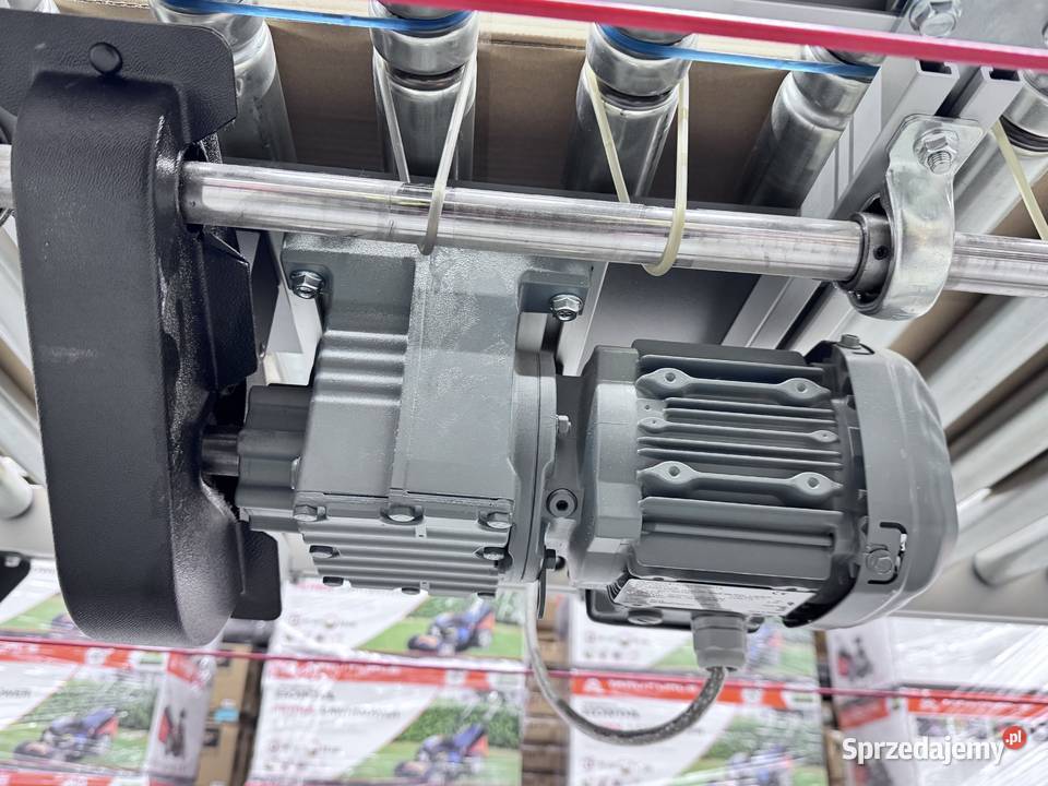 Przenośnik rolkowy z napędem Magazynowanie Błonie