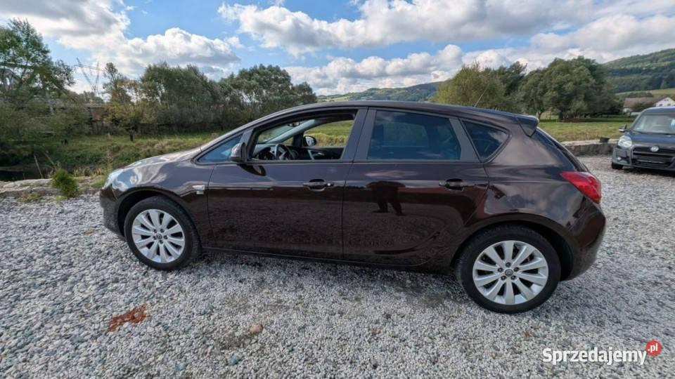 Opel Astra 14 Turbo 140 J 20092019 Kamienna Góra