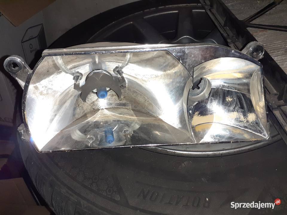 Audi 80 b4 odblysnik lampa zespolona Czosnów