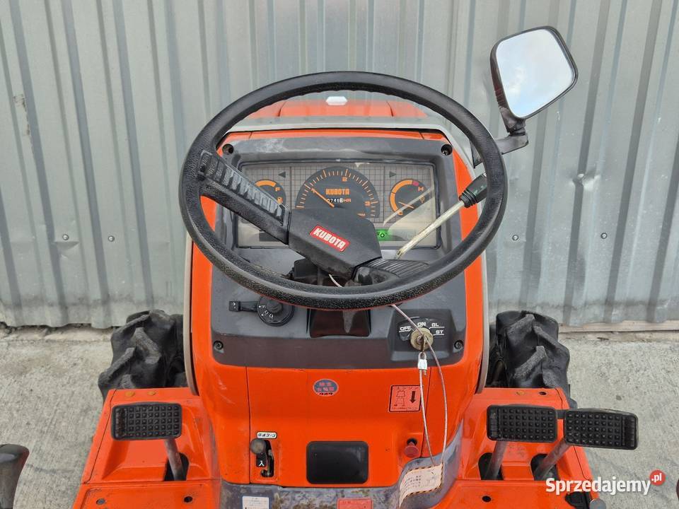 Traktorek traktor KUBOTA ASTE A15D 15 44 Małuszyn
